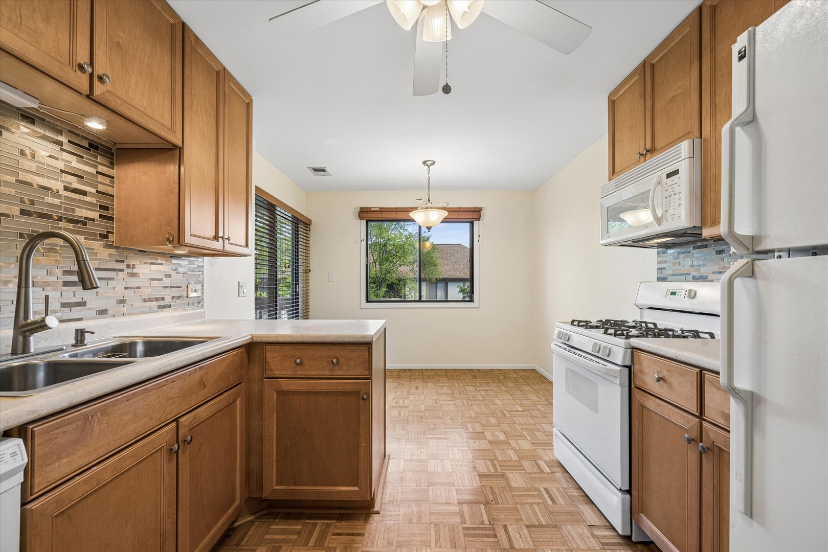 826 Thornton Court 2AL