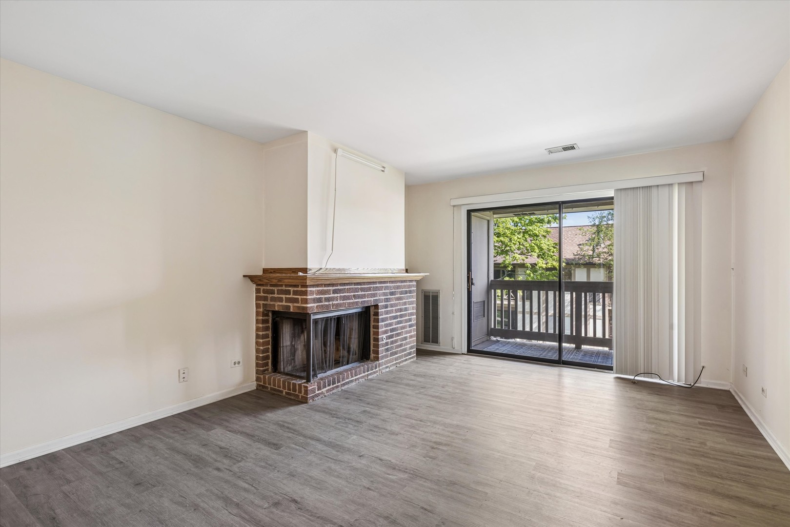 826 Thornton Court 2AL