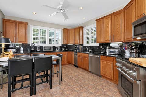 Tiny photo for 1702 Astor Avenue, Oakbrook Terrace, IL 60181 (MLS # 12684166)