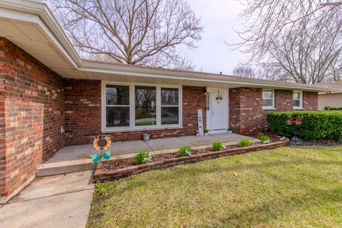 Tiny photo for 318 Cardinal Place, Shorewood, IL 60404 (MLS # 12607836)