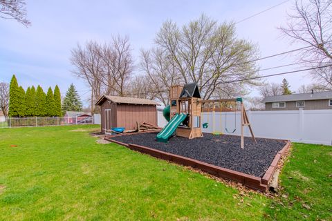 Tiny photo for 318 Cardinal Place, Shorewood, IL 60404 (MLS # 12607836)