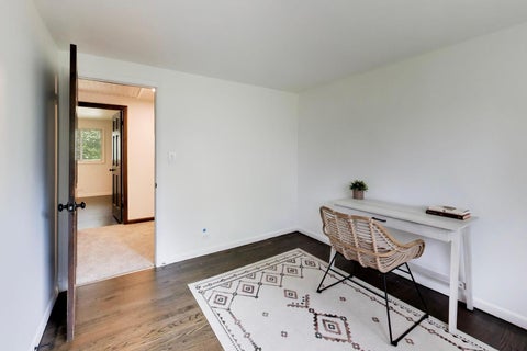 Tiny photo for 915 W Frontenac Drive, Arlington Heights, IL 60004 (MLS # 12763990)