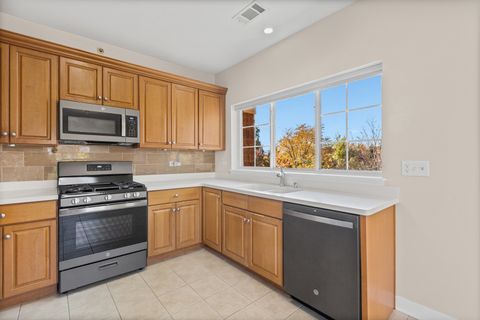 Tiny photo for 2671 Stone Circle #208, Geneva, IL 60134 (MLS # 12512246)