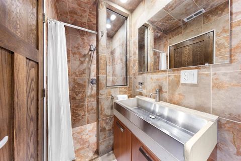 Tiny photo for 2334 W Medill Avenue, Chicago, IL 60647 (MLS # 12597303)