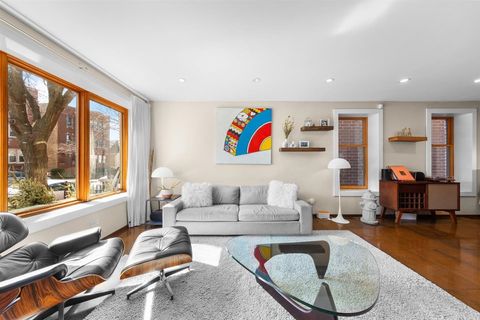 Tiny photo for 2334 W Medill Avenue, Chicago, IL 60647 (MLS # 12597303)