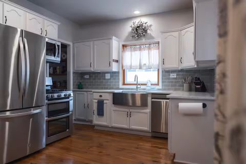 Tiny photo for 300 Division Street, South Elgin, IL 60177 (MLS # 12633198)