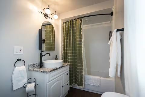 Tiny photo for 300 Division Street, South Elgin, IL 60177 (MLS # 12633198)