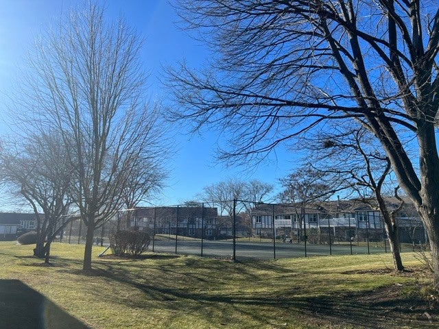 1336 Cromwell Court 1336