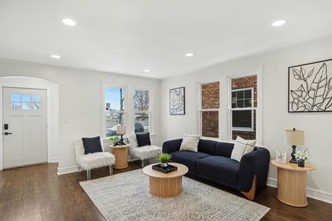 Tiny photo for 9312 S Francisco Avenue, Evergreen Park, IL 60805 (MLS # 12594569)