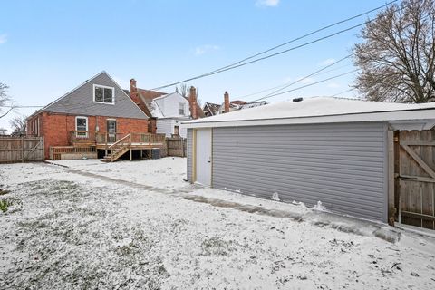 Tiny photo for 9312 S Francisco Avenue, Evergreen Park, IL 60805 (MLS # 12594569)