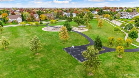 Tiny photo for 2964 Carlisle Lane, North Aurora, IL 60542 (MLS # 12497784)