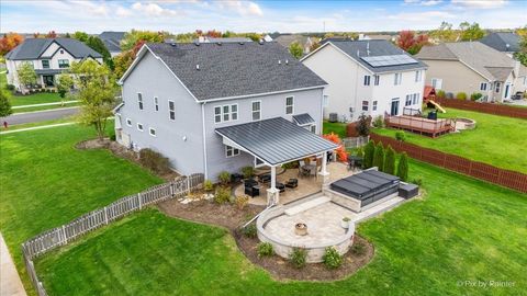 Tiny photo for 2964 Carlisle Lane, North Aurora, IL 60542 (MLS # 12497784)