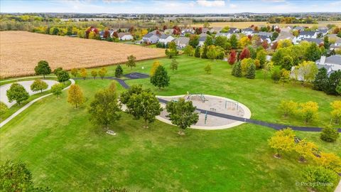 Tiny photo for 2964 Carlisle Lane, North Aurora, IL 60542 (MLS # 12497784)