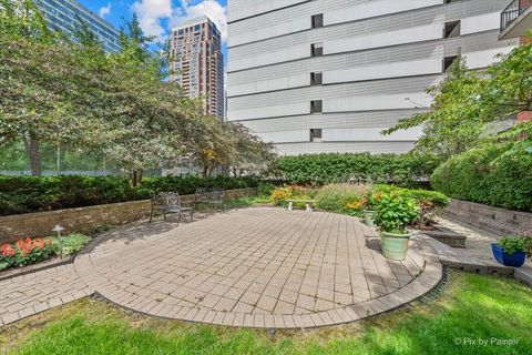 Tiny photo for 1250 S Indiana Avenue #1011, Chicago, IL 60605 (MLS # 12472202)