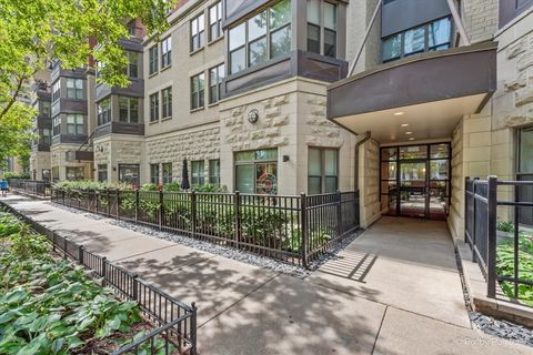 Tiny photo for 1250 S Indiana Avenue #1011, Chicago, IL 60605 (MLS # 12472202)