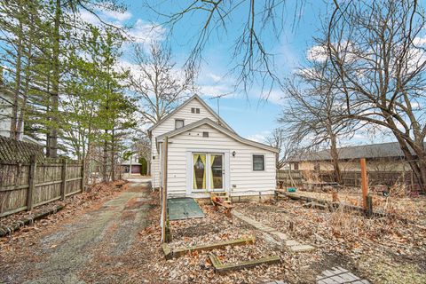 Tiny photo for 1112 S Jefferson Street, Lockport, IL 60441 (MLS # 12574485)