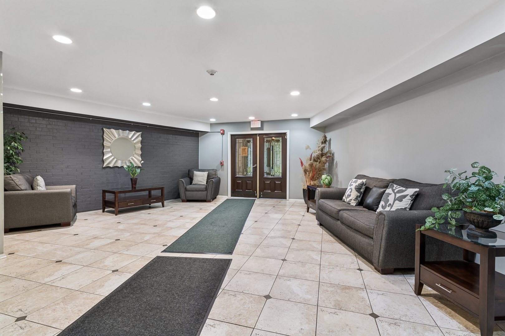 1575 Sandpebble Drive 226