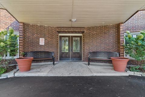 Tiny photo for 1575 Sandpebble Drive #226, Wheeling, IL 60090 (MLS # 12471895)
