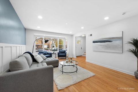 Tiny photo for 6322 N Monticello Avenue, Chicago, IL 60659 (MLS # 12530074)