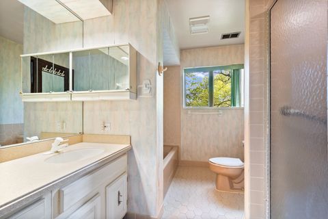 Tiny photo for 75 BOARDWALK Place #203, Park Ridge, IL 60068 (MLS # 12629709)