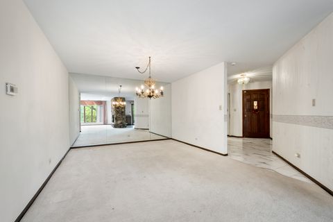 Tiny photo for 75 BOARDWALK Place #203, Park Ridge, IL 60068 (MLS # 12629709)