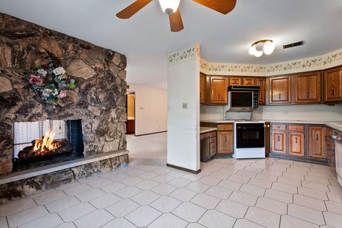 Tiny photo for 75 BOARDWALK Place #203, Park Ridge, IL 60068 (MLS # 12629709)