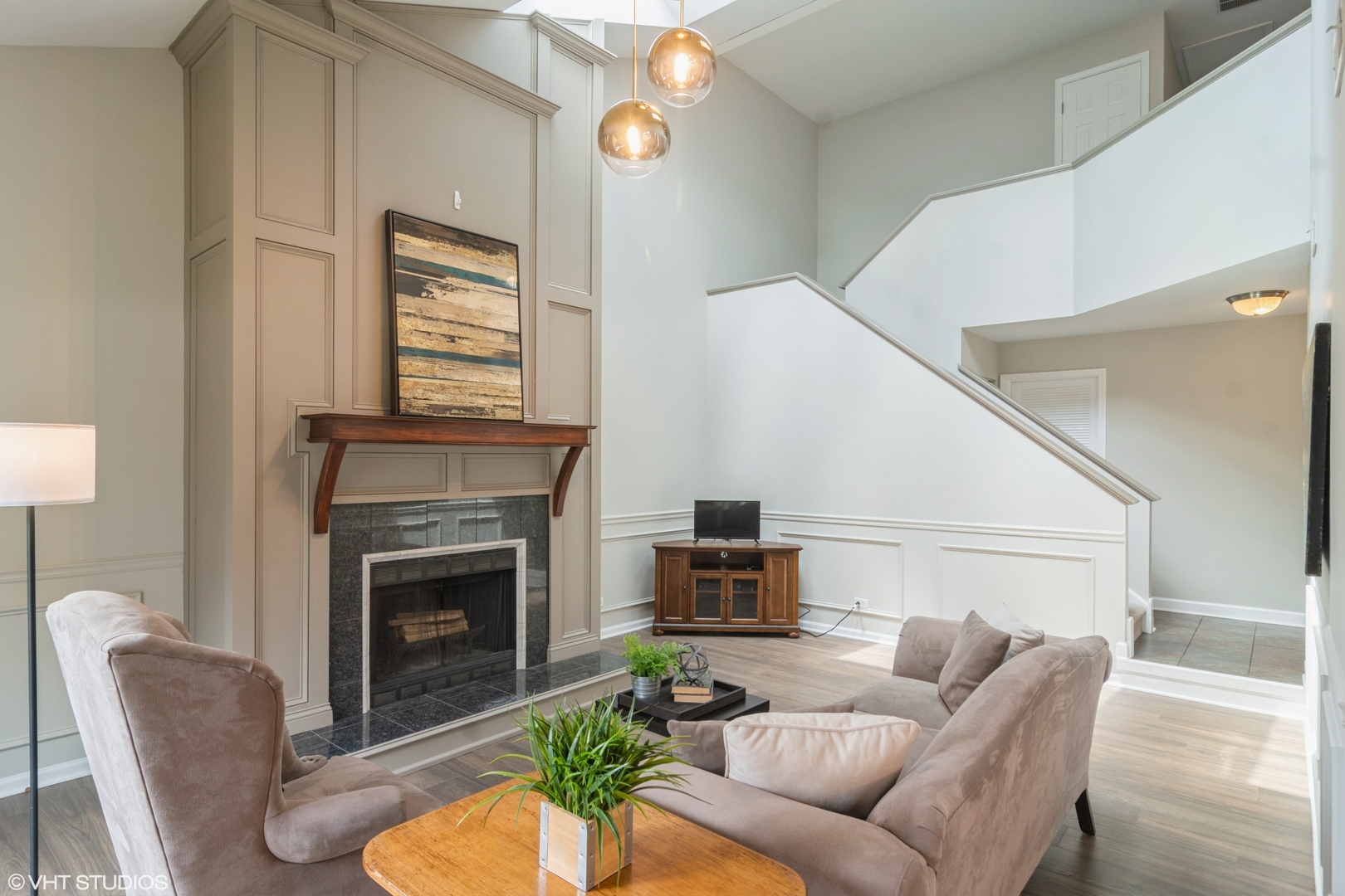 915 Suffolk Court