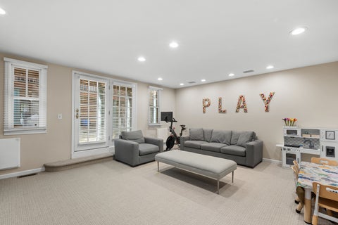 Tiny photo for 2650 N Southport Avenue #F, Chicago, IL 60614 (MLS # 12646948)