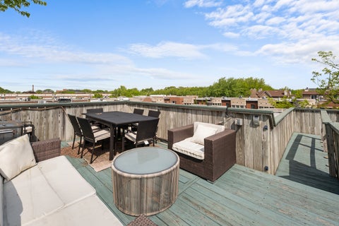 Tiny photo for 2650 N Southport Avenue #F, Chicago, IL 60614 (MLS # 12646948)