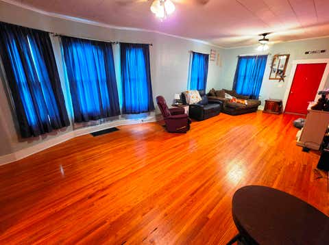 Tiny photo for 227 E Bennett Street, Salem, IL 62881 (MLS # 100539099)