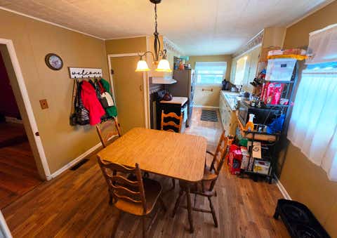 Tiny photo for 227 E Bennett Street, Salem, IL 62881 (MLS # 100539099)