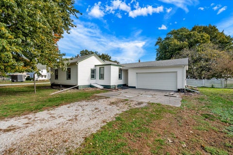 Tiny photo for 408 SW 4th Street, Aledo, IL 61231 (MLS # 12794170)
