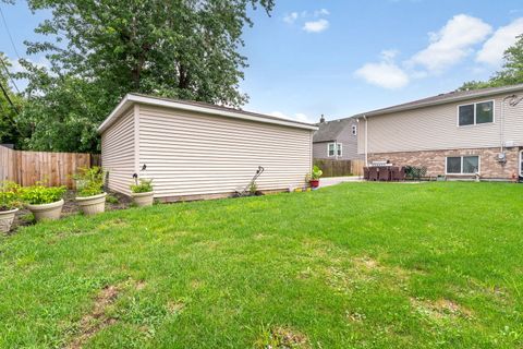 Tiny photo for 14619 S Albany Avenue, Posen, IL 60469 (MLS # 12365371)
