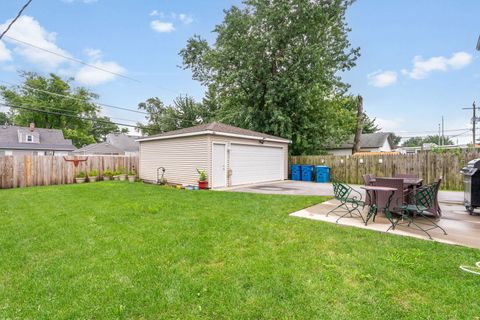 Tiny photo for 14619 S Albany Avenue, Posen, IL 60469 (MLS # 12365371)