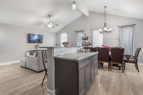 Tiny photo for 14619 S Albany Avenue, Posen, IL 60469 (MLS # 12365371)