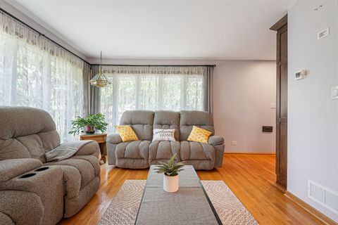 Tiny photo for 8832 Pleasant Avenue, Hickory Hills, IL 60457 (MLS # 12585636)