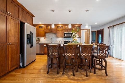 Tiny photo for 8832 Pleasant Avenue, Hickory Hills, IL 60457 (MLS # 12585636)