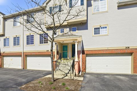 Tiny photo for 304 Monarch Drive, Streamwood, IL 60107 (MLS # 12625762)