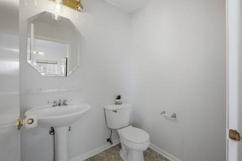 Tiny photo for 304 Monarch Drive, Streamwood, IL 60107 (MLS # 12625762)