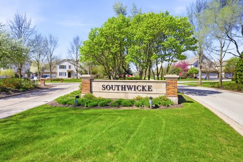 Tiny photo for 304 Monarch Drive, Streamwood, IL 60107 (MLS # 12625762)