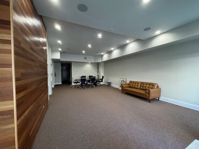 69 E 16th Street 69-1