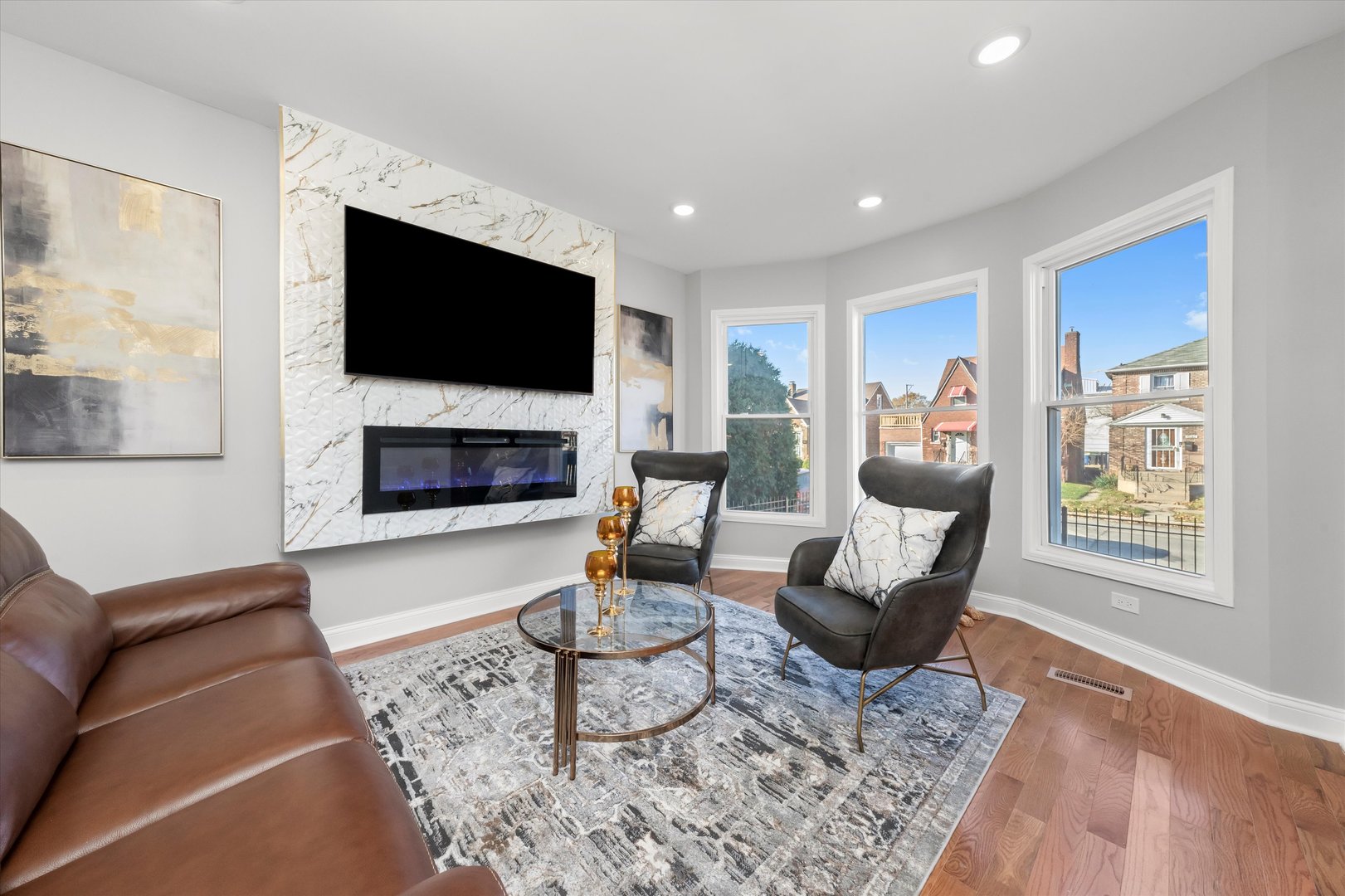 10141 S Emerald Avenue