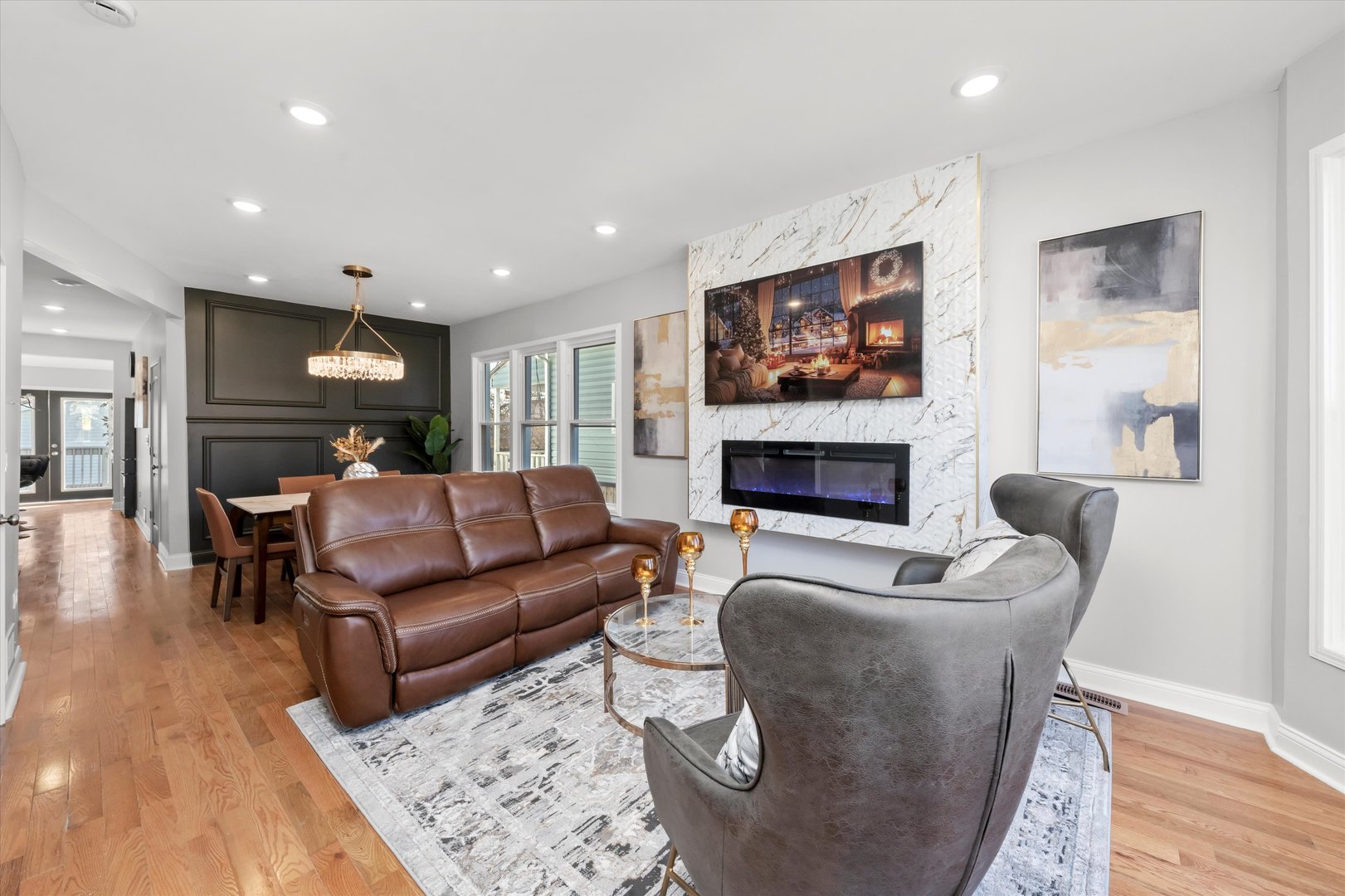 10141 S Emerald Avenue