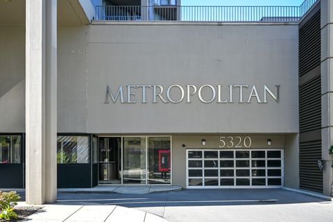 Tiny photo for 5320 N Sheridan Road #1011, Chicago, IL 60640 (MLS # 12502539)