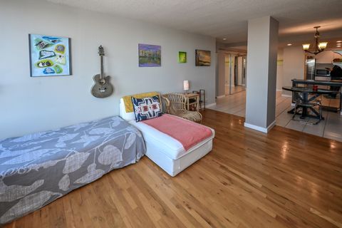 Tiny photo for 5320 N Sheridan Road #1011, Chicago, IL 60640 (MLS # 12502539)