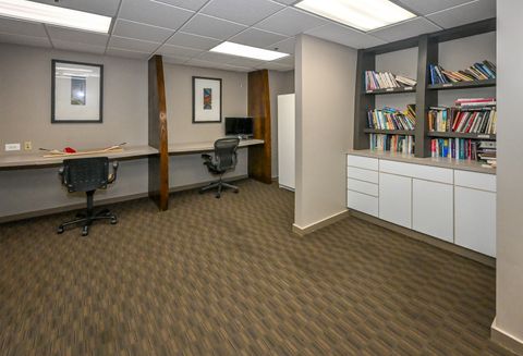 Tiny photo for 5320 N Sheridan Road #1011, Chicago, IL 60640 (MLS # 12502539)