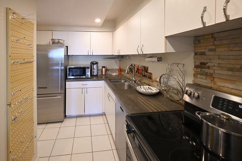 Tiny photo for 5320 N Sheridan Road #1011, Chicago, IL 60640 (MLS # 12502539)