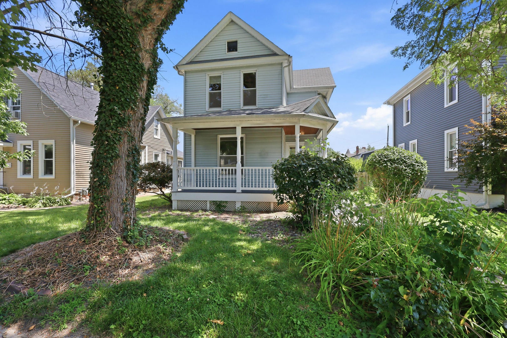 1810 15 Street