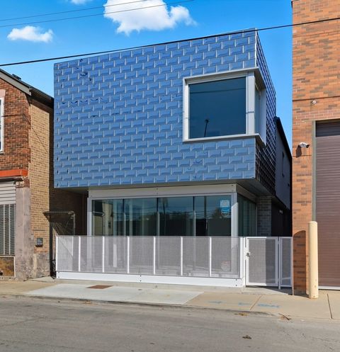 1924 W Grand Avenue 2 Chicago IL 60622