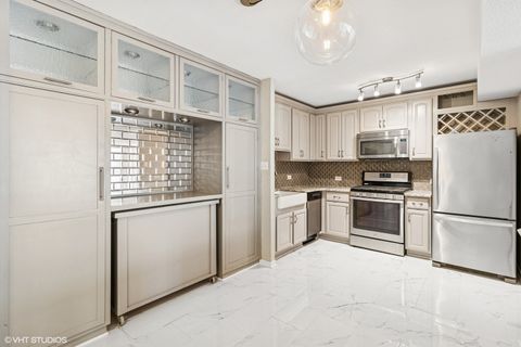 Tiny photo for 230 E ONTARIO Street #2305, Chicago, IL 60611 (MLS # 12492115)